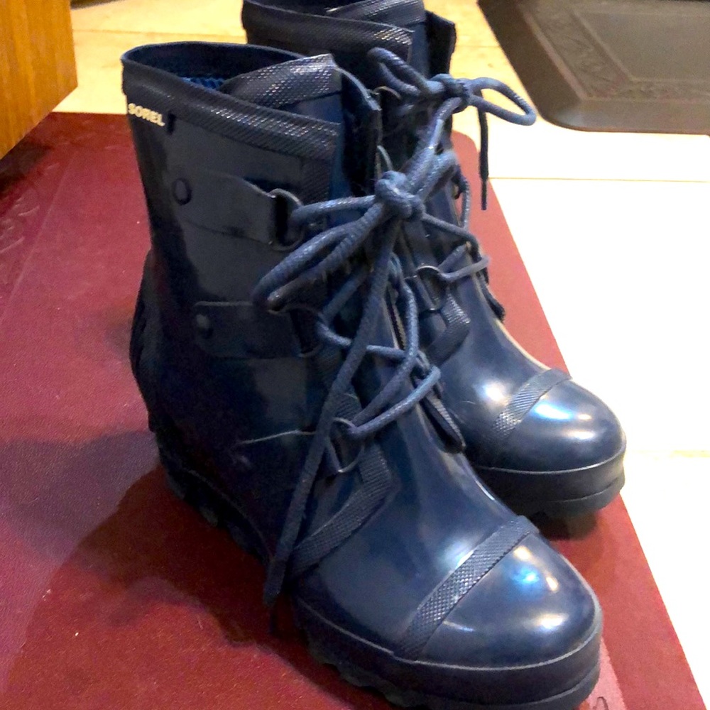Sorel waterproof rain boots